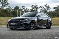 2024 Audi
                RS4 
