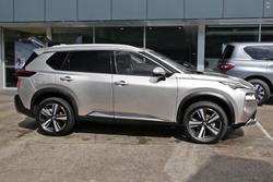 2024 Nissan
                X-TRAIL Ti