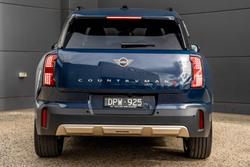 2025 MINI
                Countryman S Favoured