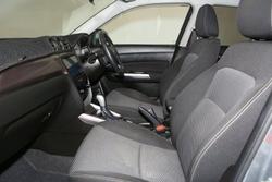2022 Suzuki
                Vitara 