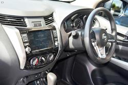2024 Nissan
Navara SL Warrior