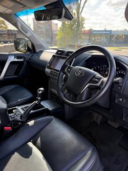 2020 Toyota
Landcruiser Prado VX