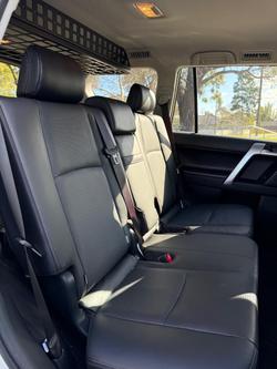2020 Toyota
Landcruiser Prado VX