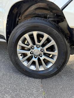 2020 Toyota
Landcruiser Prado VX