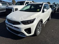 2025 KIA
                STONIC GT-LINE