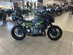 Kawasaki Z900 (ZR900B)