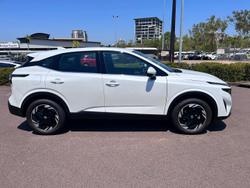 2025 Nissan QASHQAI ST-L