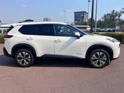 2025 Nissan X-TRAIL ST-L e-POWER