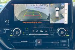 2023 Toyota
                Kluger Grande