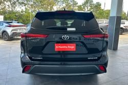 2023 Toyota
                Kluger Grande