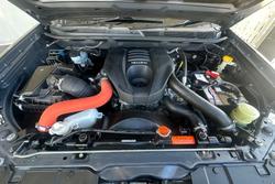 2017 Isuzu
                MU-X LS-T
