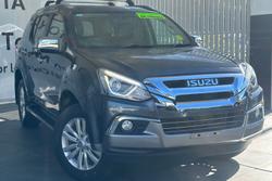2017 Isuzu
                MU-X LS-T