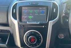 2017 Isuzu
                MU-X LS-T