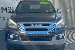 2017 Isuzu
                MU-X LS-T