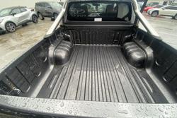 2022 Toyota
                Hilux SR5