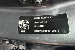2022 Toyota
                Hilux SR5
