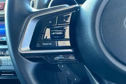 2020 Subaru
Outback 2.5i