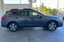 2020 Subaru
Outback 2.5i