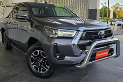 2021 Toyota
Hilux SR5
