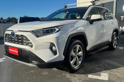 2020 Toyota
RAV4 GXL
