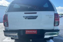 2019 Toyota
Hilux SR5