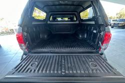 2019 Toyota
Hilux SR5
