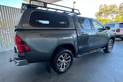 2019 Toyota
Hilux SR5