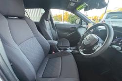 2023 Toyota
Corolla Cross GX
