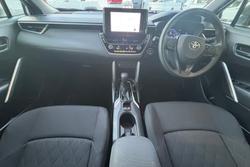 2023 Toyota
Corolla Cross GX