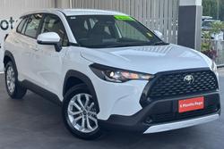 2023 Toyota
Corolla Cross GX