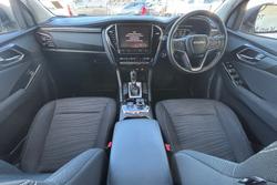 2023 Isuzu
MU-X LS-U