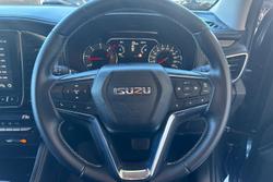 2023 Isuzu
MU-X LS-U