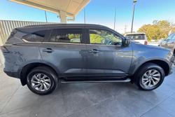 2023 Isuzu
MU-X LS-U