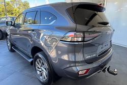 2023 Isuzu
MU-X LS-U