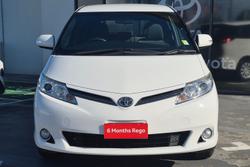 2017 Toyota
                Tarago GLi