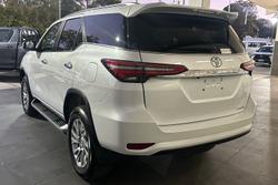 2024 Toyota
Fortuner Crusade