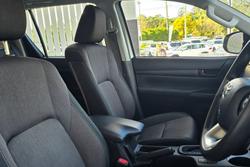 2018 Toyota
                Hilux SR