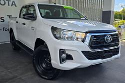 2018 Toyota
                Hilux SR