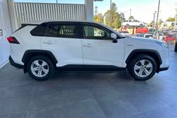 2020 Toyota
RAV4 GX