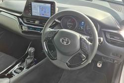2022 Toyota
C-HR GR Sport