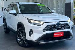 2022 Toyota
                RAV4 GXL