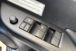 2020 Toyota
Hilux SR