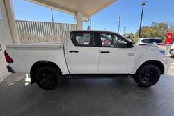 2020 Toyota
Hilux SR