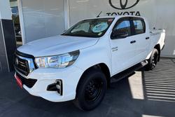 2020 Toyota
Hilux SR