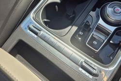 2024 Kia
                Carnival GT-Line HEV