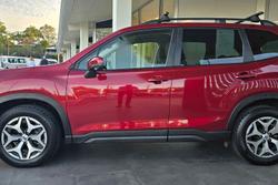 2019 Subaru
Forester 2.5i