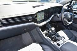 2022 Volkswagen Touareg