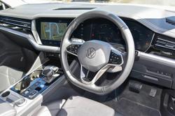 2022 Volkswagen Touareg
