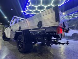 2019 Toyota
Hilux Workmate