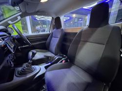 2019 Toyota
Hilux Workmate